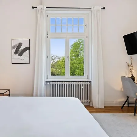 Charming Room With Balcony In Villa Central Luxembourg Villa *