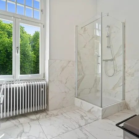 Charming Room With Balcony In Villa Central Luxembourg Willa