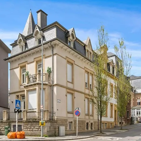 Willa Charming Room With Balcony In Villa Central Luxembourg